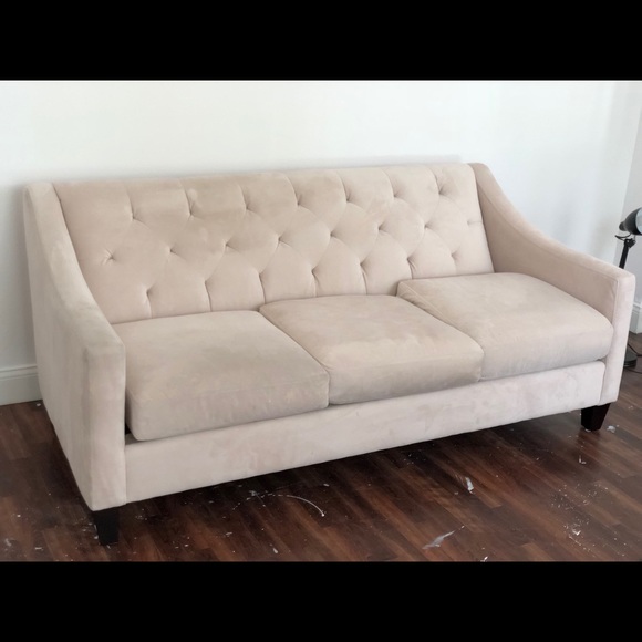 White couch - Picture 3 of 3